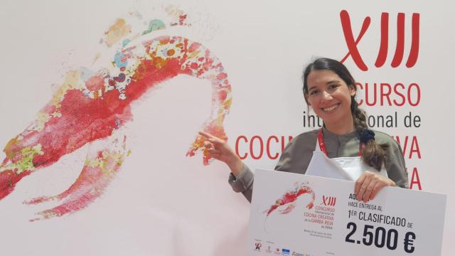 Ana Lázaro es la ganadora del concurso de cocina creativa de la gamba roja de Dénia.