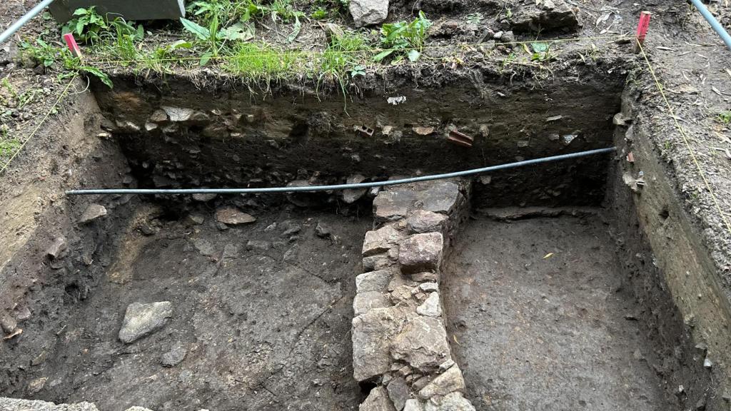 Vecinos del barrio vigués de Teis reclaman excavar el castro de la Guía: Se está perdiendo una oportunidad