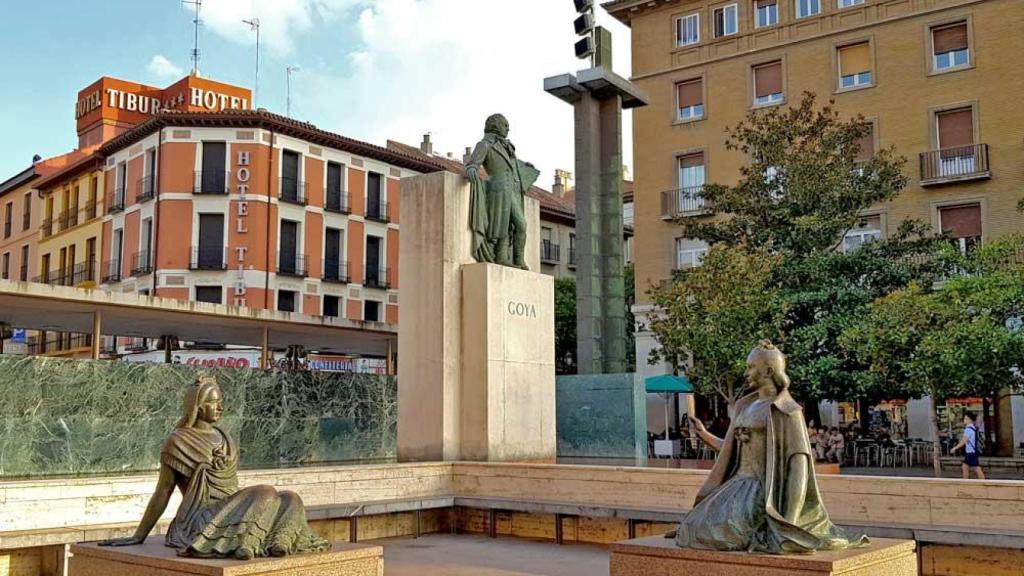 La fuente de Goya, en Zaragoza.