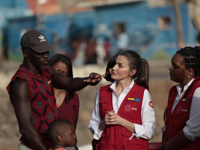 La reina Letizia en la Isla de Santiago, Cabo Verde, el pasado martes 25 de marzo.