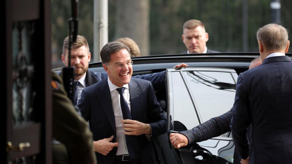 Mark Rutte, a su llegada a Varsovia para reunirse con el presupuesto polaco.