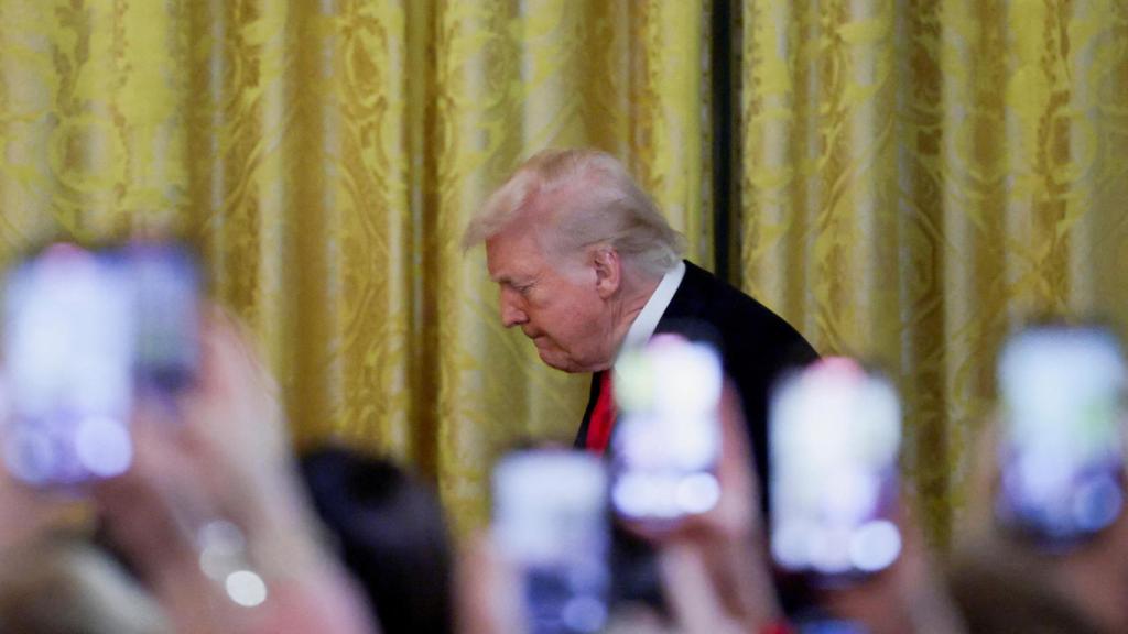 El presidente de Estados Unidos, Donald Trump, asiste a un evento del Mes de la Historia de la Mujer en la Casa Blanca en Washington.