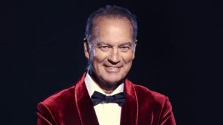 Posado oficial de Bertín Osborne como concursante de 'Tu cara me suena'.