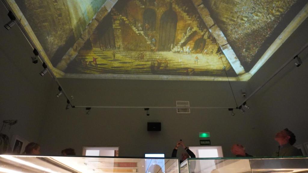 Con la ayuda de la inteligencia artificial, esta sala ofrece una experiencia inmersiva y un tanto psicodélica