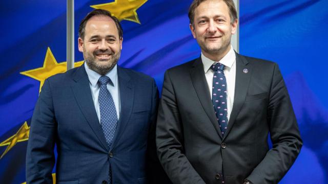 Paco Núñez y Christophe Hansen durante su encuentro en Bruselas. Foto: PP CLM