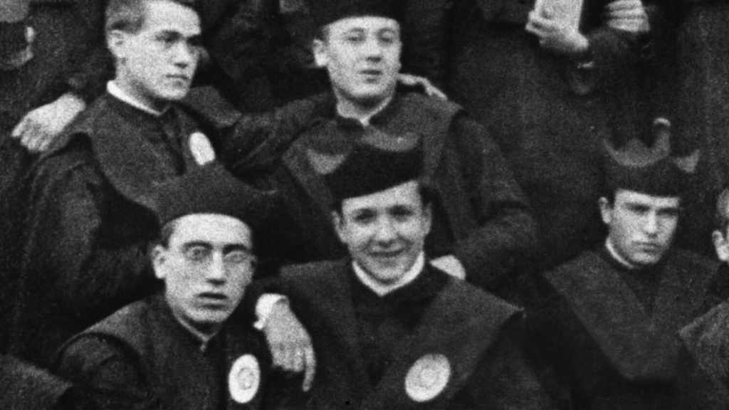 San Josemaría Escrivá en el seminario de Zaragoza.