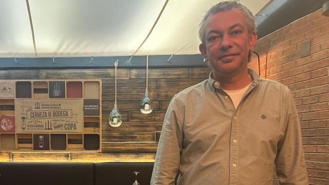 Ángel, de la Taberna de al lado de A Coruña.