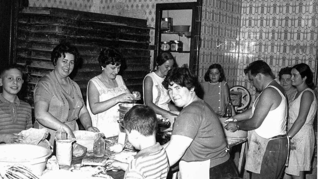 Imagen histórica del Forn Baixauli.