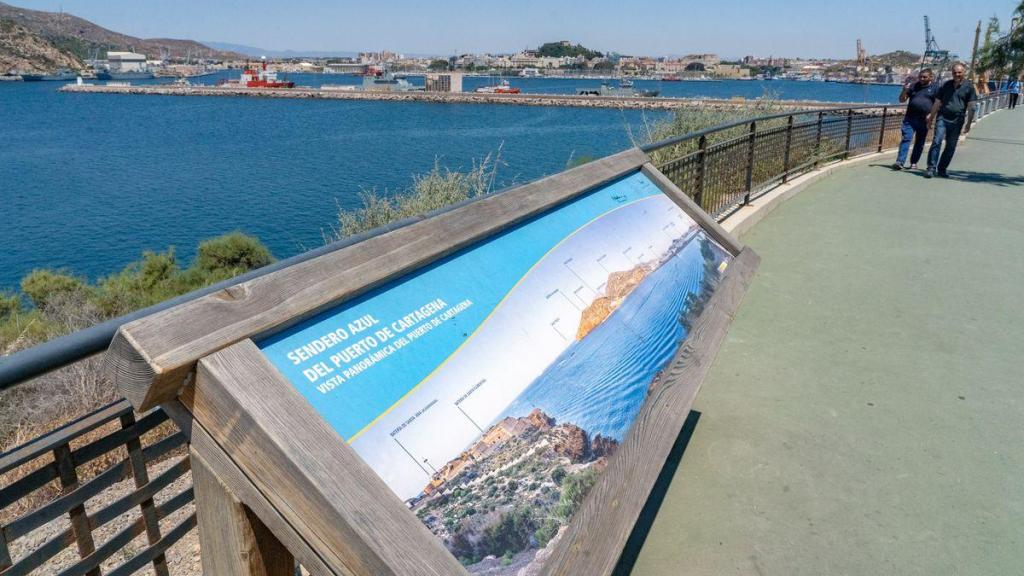 Un tramo del sendero azul del puerto de Cartagena.