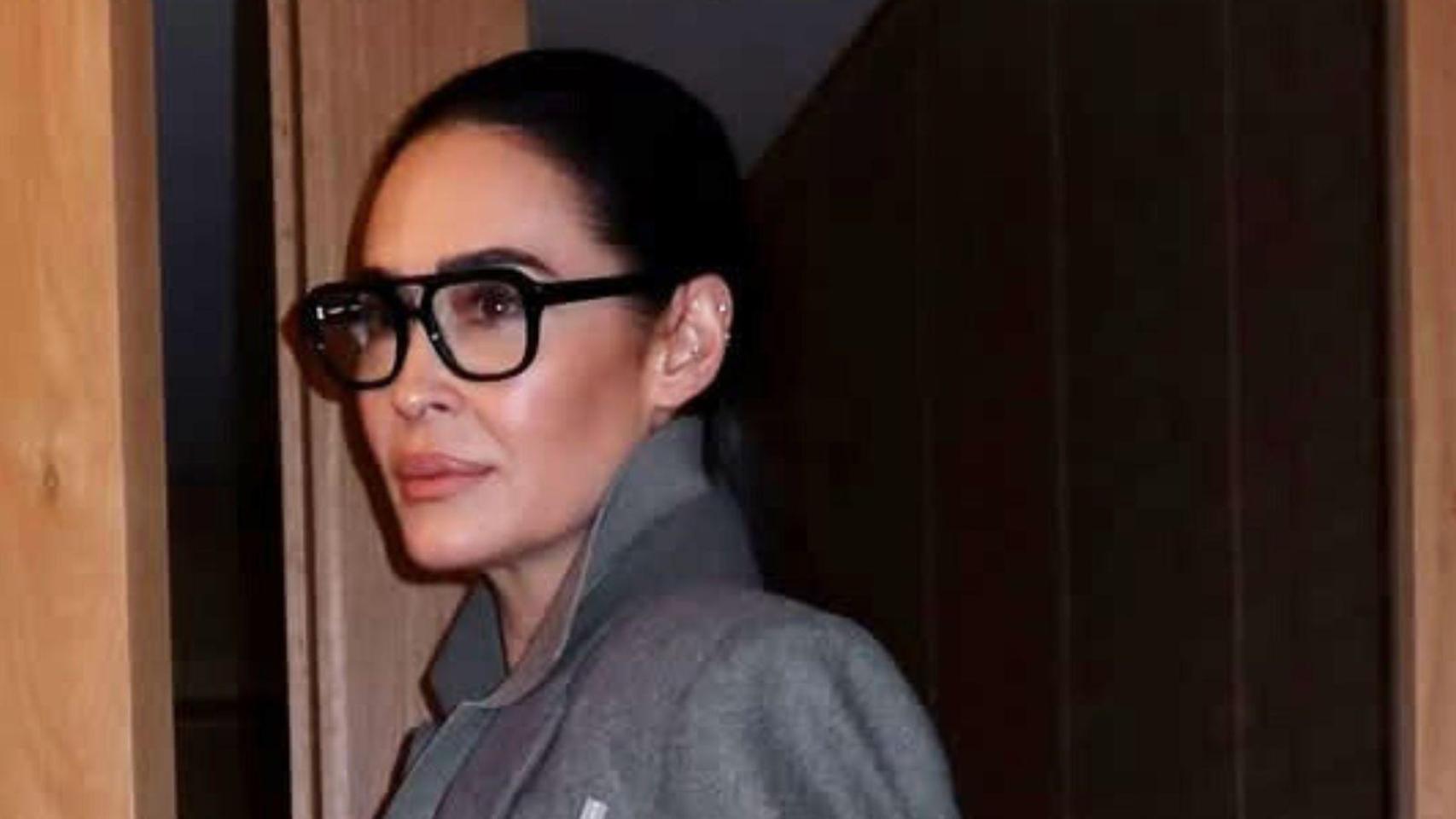 Vicky Martín Berrocal presume de nueva montura de gafas en Instagram.
