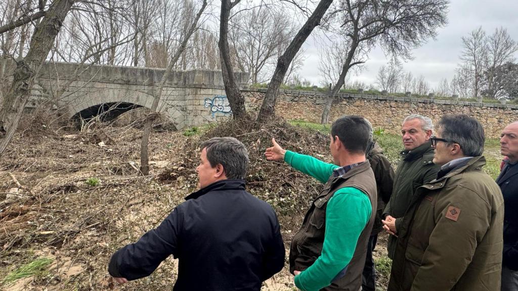 Nicanor Sen visita las localidades abulenses de El Fresno, Maello y Navaluenga afectadas por la borrasca Martinho