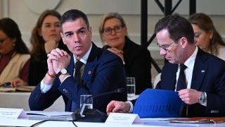 El presidente del Gobierno español, Pedro Sánchez, durante la cumbre de París este jueves.