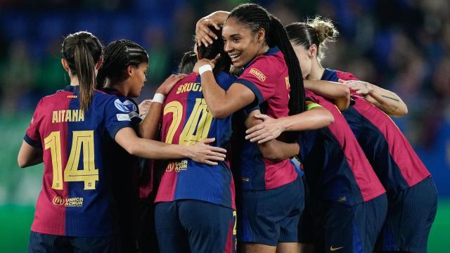 El Barça femenino celebra un gol contra el Wolfsburgo.