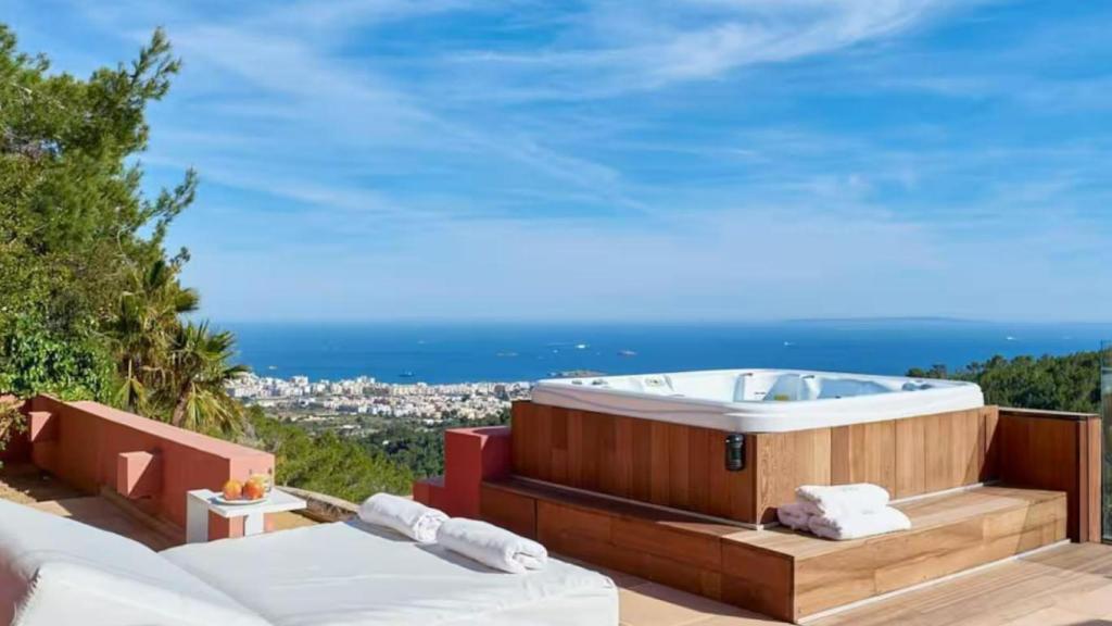 La impresionante villa de Pepe Navarro en Ibiza.