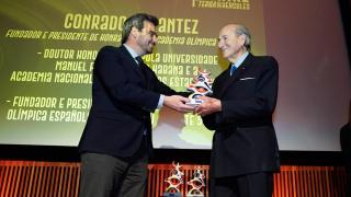 La Fundación Amare Terra entrega los premios deportivos Terra de Hércules en A Coruña