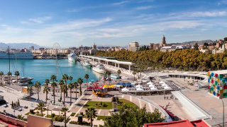 Imagen de archivo de Muelle Uno, el centro comercial del puerto de Málaga.