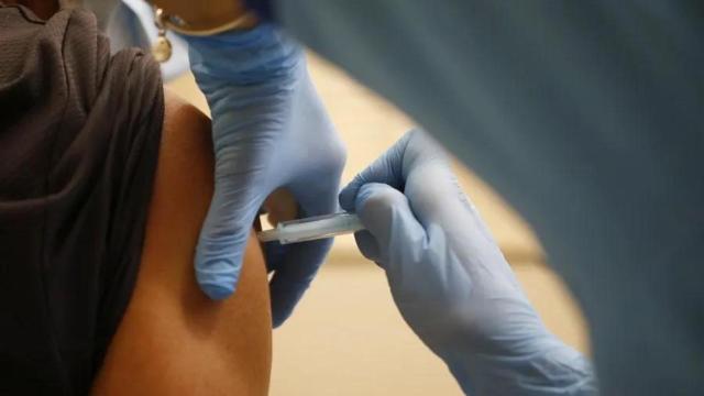 Imagen de archivo de vacunas contra la Covid-19 en un centro de salud en Córdoba.