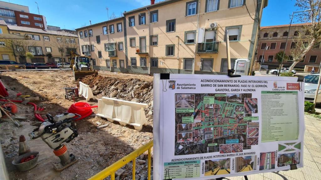 Obras en las plazas del barrio de San Bernardo