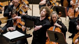 El director finlandés Santtu-Matias Rouvali