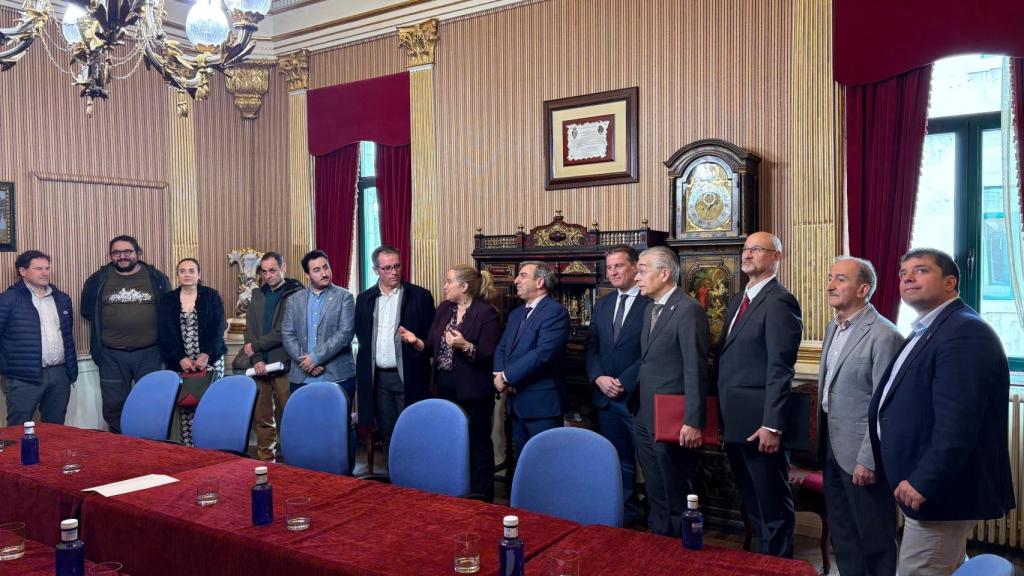 Reunión celebrada este viernes en Burgos para la reapertura del tren directo a Madrid