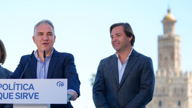 Elías Bendodo junto a Antonio Repullo.