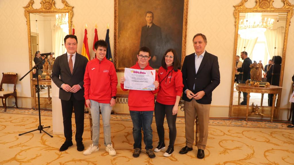 Aviva premiada con el galardón de Deporte y Bienestar Emocional