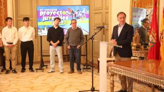 El alcalde de Salamanca, Carlos García Carbayo, durante el acto de entrega de premios