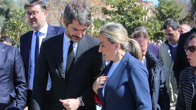 El ministro de Cultura, Ernest Urtasun y la delegada del Gobierno en Castilla-La Mancha, Milagros Tolón, durante una visita a Talavera de la Reina esta semana.