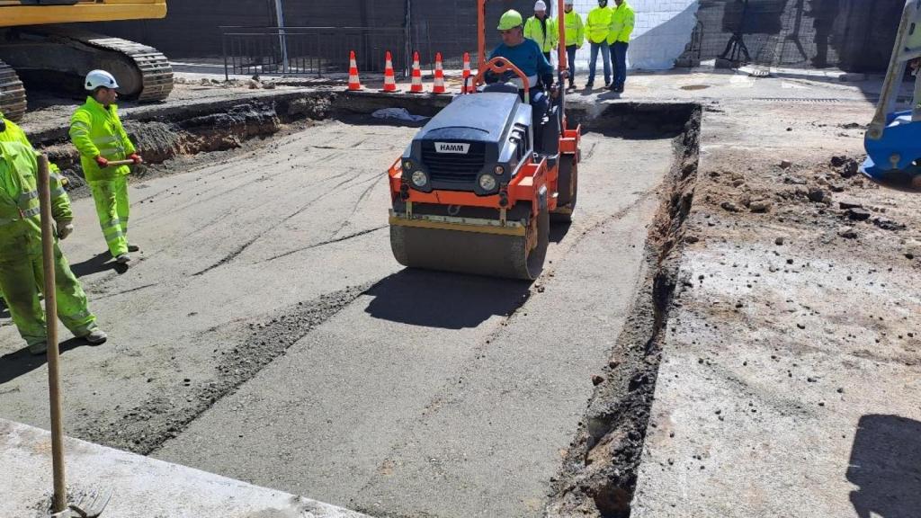 Trabajos en el socavón de la localidad segoviana de San Rafael