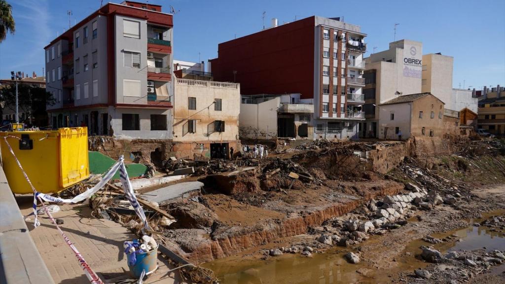 El barranco del Poyo a su paso por Paiporta en noviembre. Eduardo Manzana / Europa Press