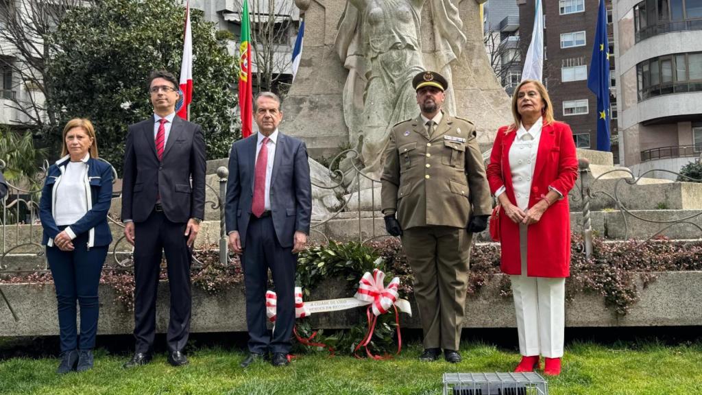 Vigo honra a los héroes de la Reconquista.