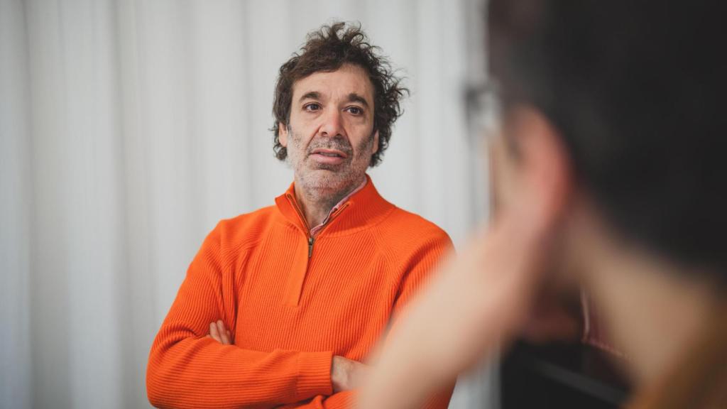 Un momento de la entrevista a Mariano Sigman.