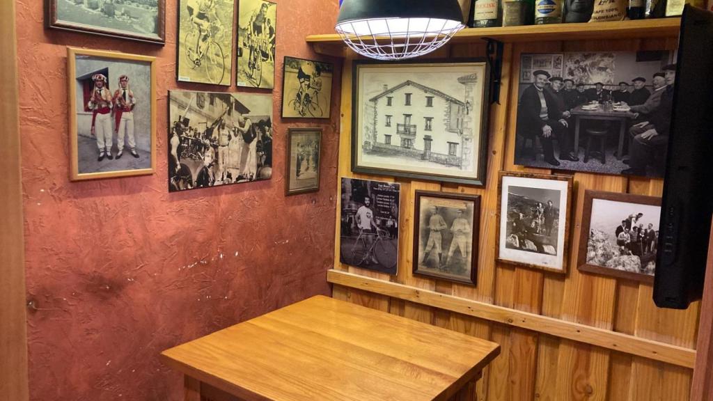 El txoko en la planta baja de la casa-sede de Logikaline.