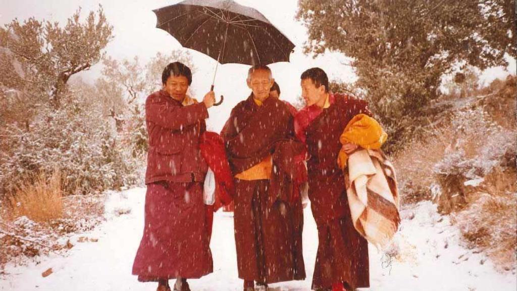 Kalu Rinpoché, durante la visita que realizó en 1984.
