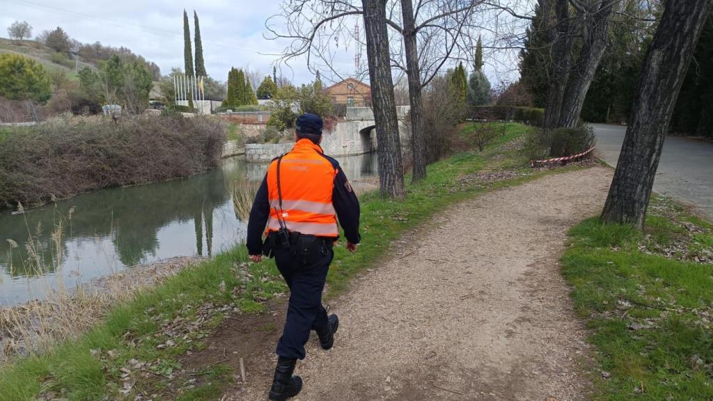Un voluntario en el dispositivo de búsqueda de Alejandro Aranda en Valladolid