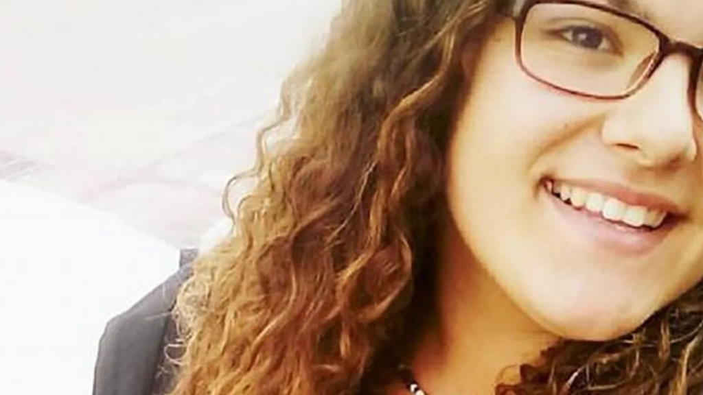 Fátima Ófkir, la mujer liberada tras siete años de prisión en Omán.