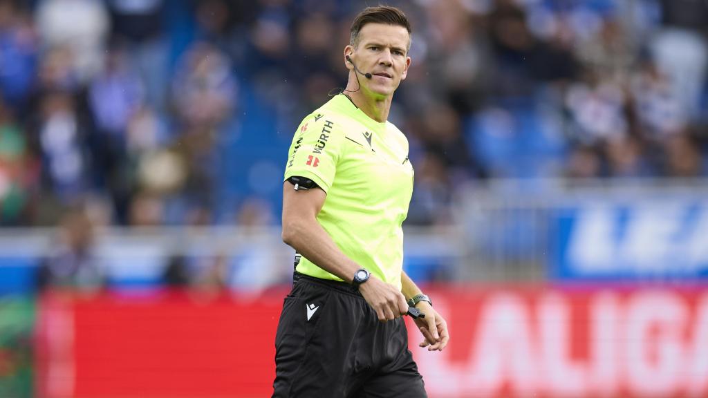 Pulido Santana durante un partido de La Liga.