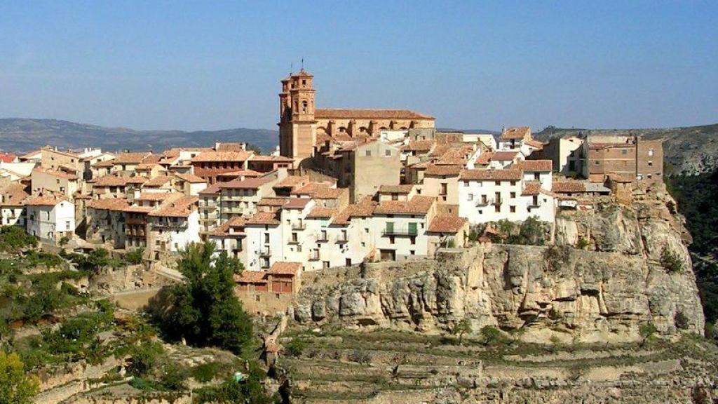 El pueblo medieval construido sobre un precipicio: cerca de Zaragoza y recomendado por National Geographic
