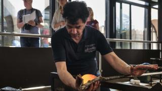 Imagen de la fábrica de vidrio del municipio segoviano de La Granja de San Ildefonso