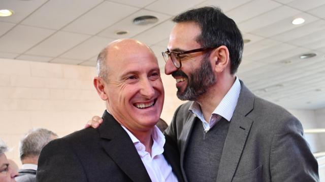 Sergio Gutiérrez junto a Luis Carlos Sahuquillo en el Congreso Provincial del PSOE de Cuenca.
