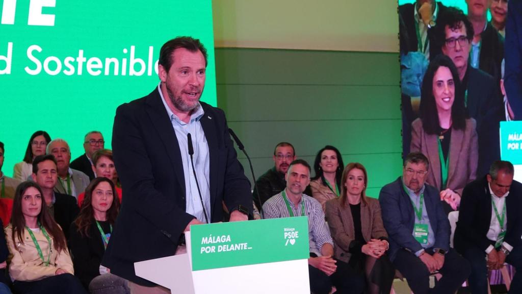 Óscar Puente en la clausura del Congreso Provincial del PSOE Málaga.