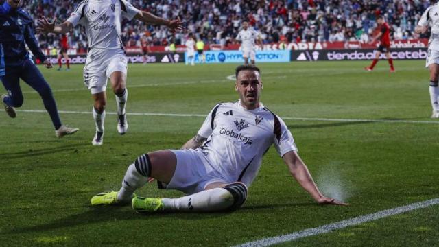 El jugador del Albacete HIginio celebrando el gol.