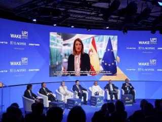 Roberta Metsola, presidenta del Parlamento Europeo, desde Bruselas.