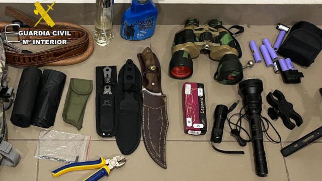 Efectos intervenidos al detenido en Murcia