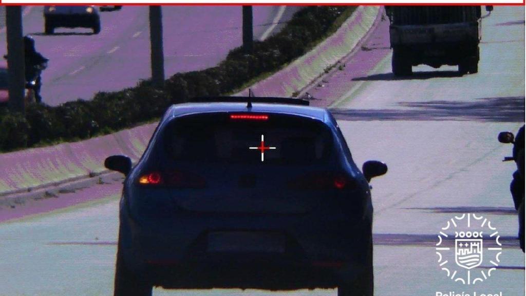 Fotografía del vehículo 'cazado' a 140 kilómetros por hora en Málaga.