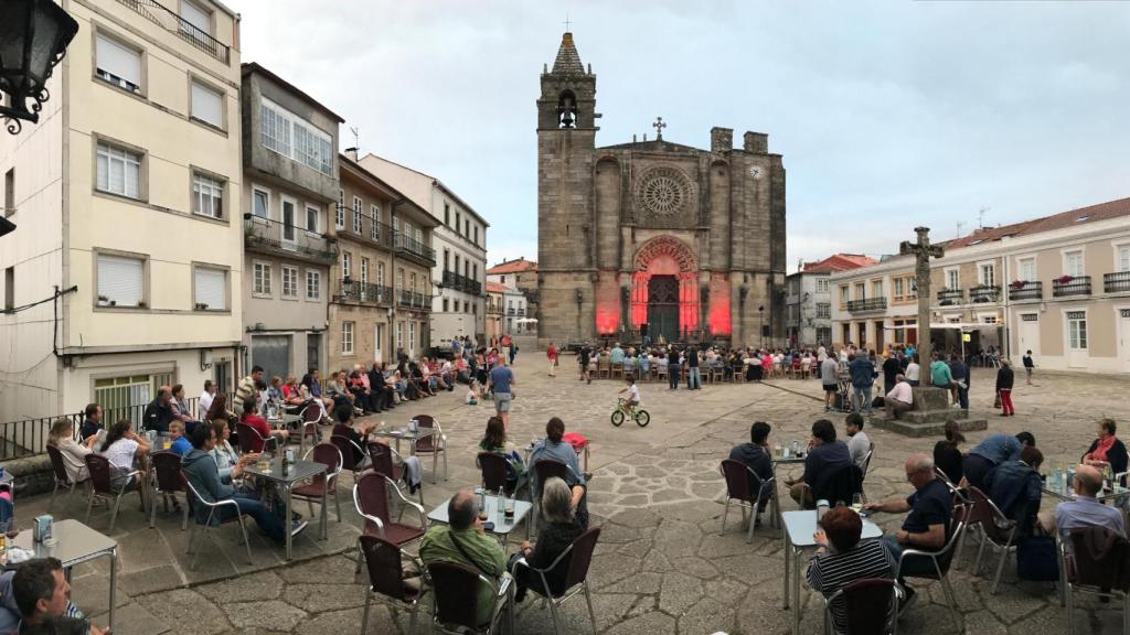 Plaza do Tapal de Noia.