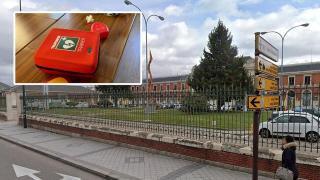 Estación de trenes Campo Grande en Valladolid y un desfibrilador