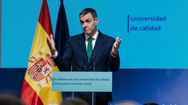 El presidente del Gobierno, Pedro Sánchez, en un acto en la UNED.