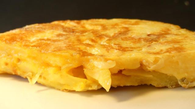 Tortilla parece, de patatas no es