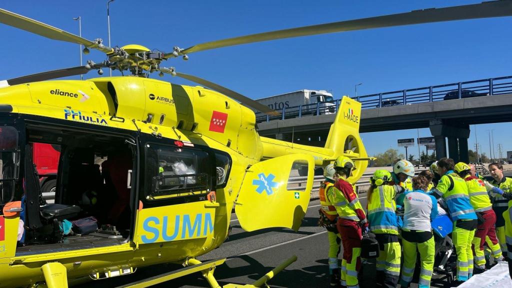 Los equipos de emergencia en el lugar de los hechos